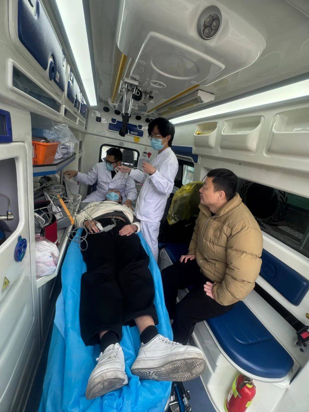 包含终点线上的生死时速的词条 包含终点线上的生死时速的词条