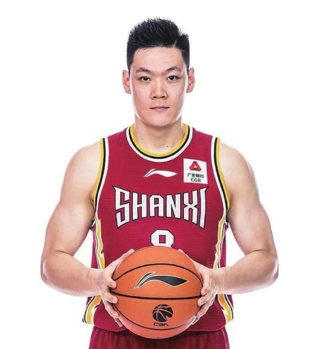 米兰体育APP-中国篮球国家队迎来明星新教练，战术面临革新