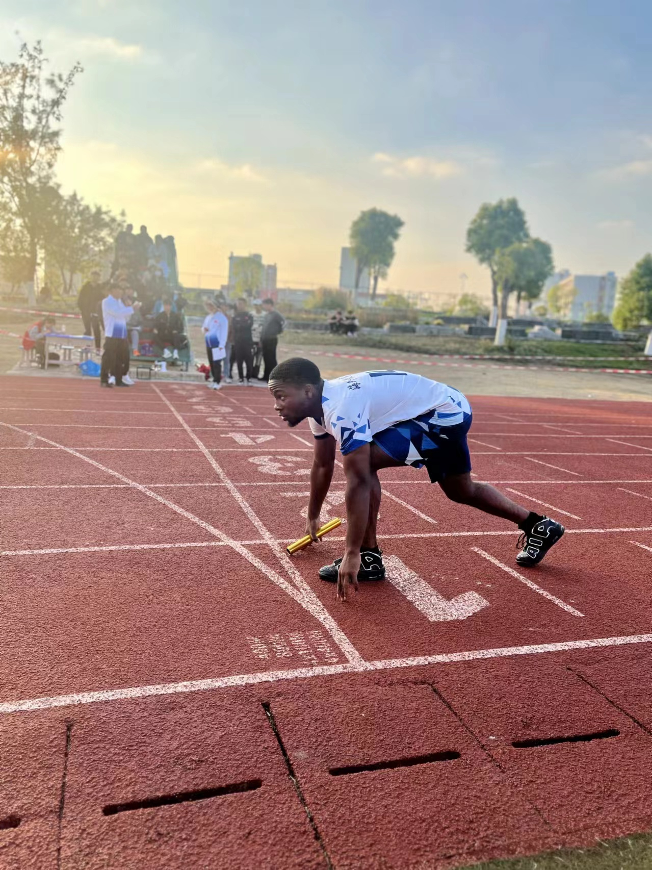 米兰体育下载-包含运动精神：最感人、最励志的比赛瞬间的词条