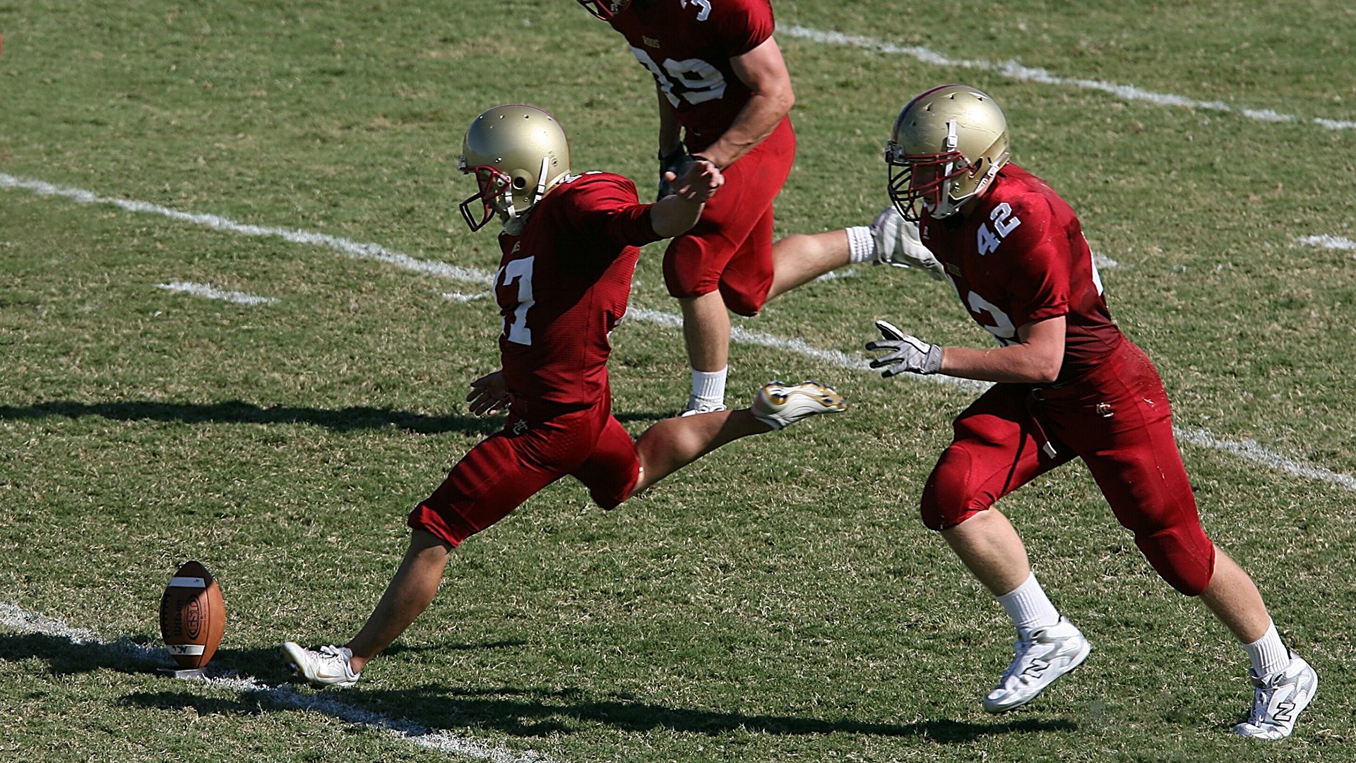 2005年总决赛：圣安东尼奥马刺在对阵西部强敌西雅图超音速的比赛中，以强硬防守获胜，夺得队史第三个冠军。